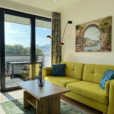 Luxury City Retreat With Terrace Košice Exteriér fotografie